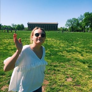 Meet your Posher, Maggie